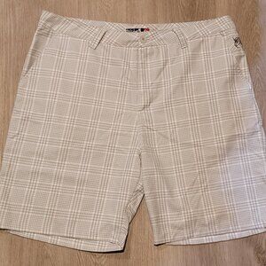 Quicksilver Men's White Plaid Skater Shorts Size 38